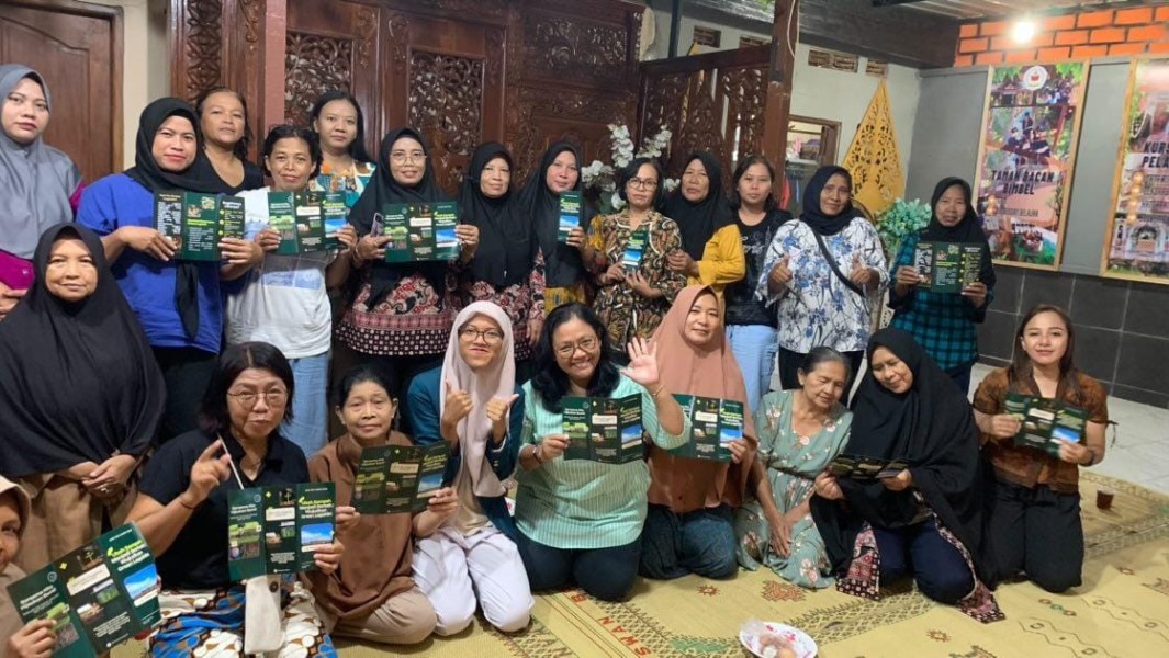 Sosialisasi Green Logistic: Pemanfaatan Limbah Organik Rumah Tangga Jadi Pupuk Kompos Sukses Digelar di Sangkrah