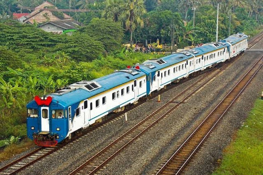 Tren Positif Kereta Api Batara Kresna 2025: Wisata, Kuliner, dan Ekonomi Lokal
