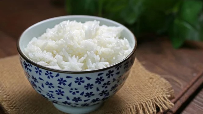 Cara Mengatasi Nasi Kering Di Kulkas Agar Kembali Pulen Dan Lezat