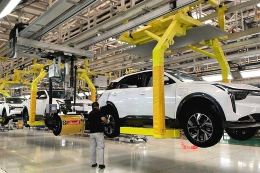 Pabrikan Otomotif China Bersaing di Pasar Indonesia