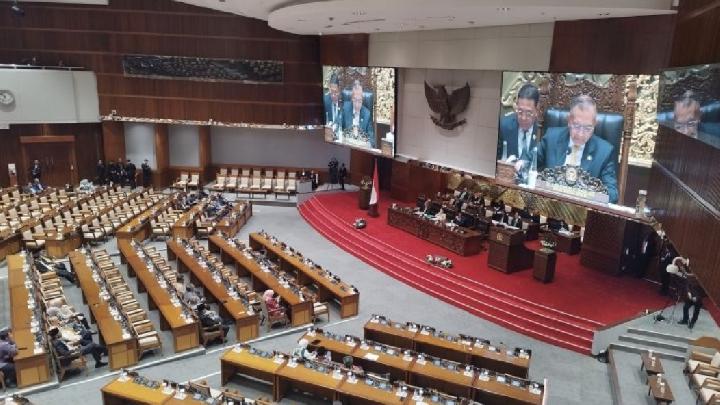 Politik Prabowo dan Wacana Revisi UU Lansia
