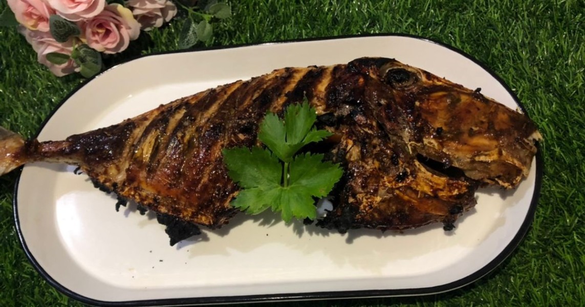 Dari Laut ke Lidah: Ikan Bakar Etong, Primadona Kuliner Pantura Indramayu