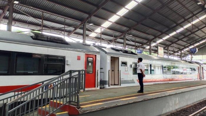 KAI Tanjungkarang: Hampir Separuh Tiket Kereta Api Nataru 2024 Ludes Terjual