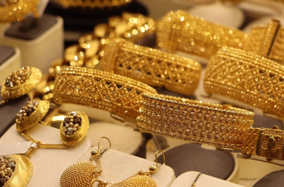 Update Harga Emas Perhiasan Rabu 18 Februari 2026: 24 Karat Rp2,415.000 per Gram