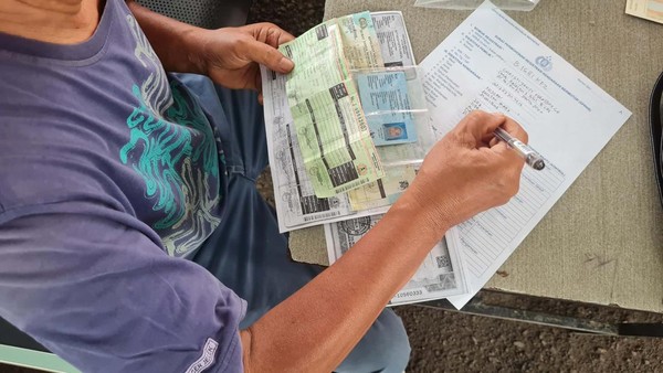 Jawa Timur Bebaskan Denda Pajak Kendaraan hingga Agustus 2025