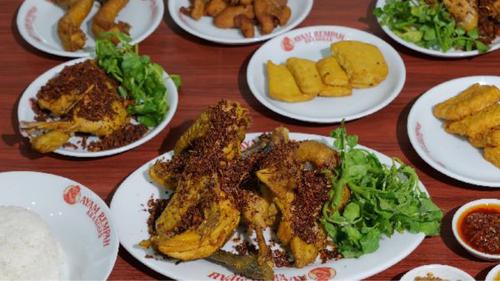 Lima Rekomendasi Tempat Makan Ayam Rempah Favorit Jogja Lezat Wajib Dicoba