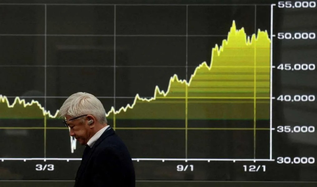 Bursa Asia Menguat Serentak: Nikkei Cetak Rekor Tertinggi Baru di Tengah Melemahnya Dolar AS