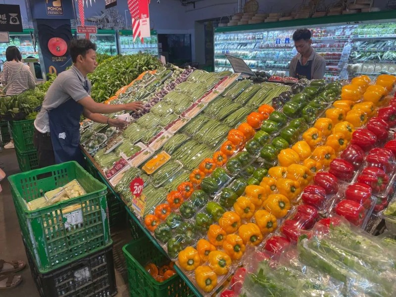 Optimisme Konsumen Indonesia Akhir 2025 Masih Kuat Meski Indeks Keyakinan Turun