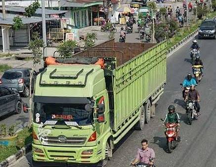 Kendaraan Perusahaan Wajib Pakai Plat BM