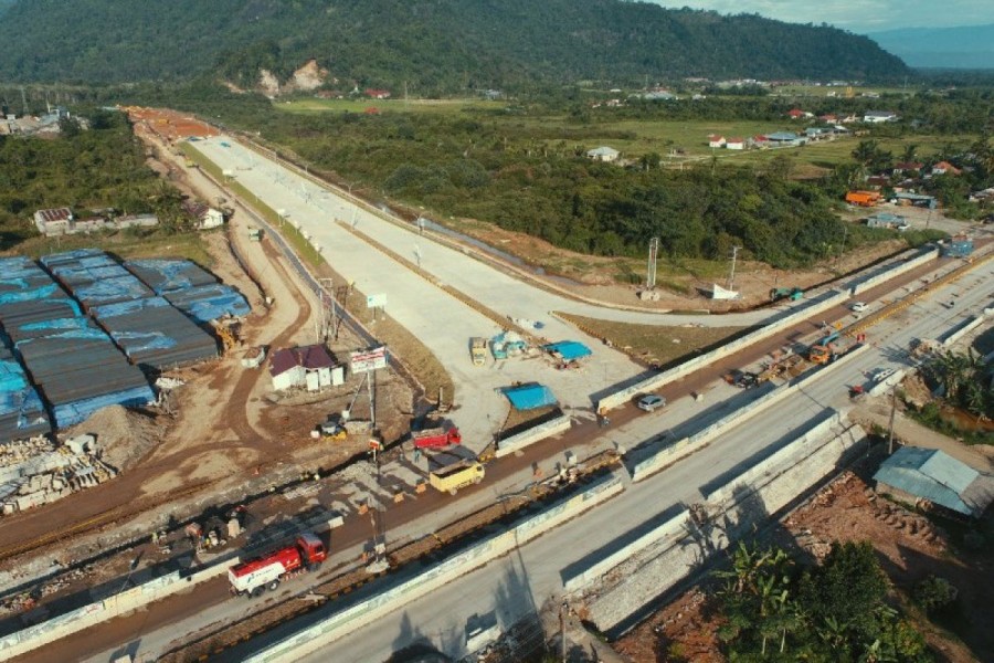 Hutama Karya Terapkan Rekayasa Lalu Lintas di Tol Padang–Sicincin untuk Proyek Interchange Lubuk Alung