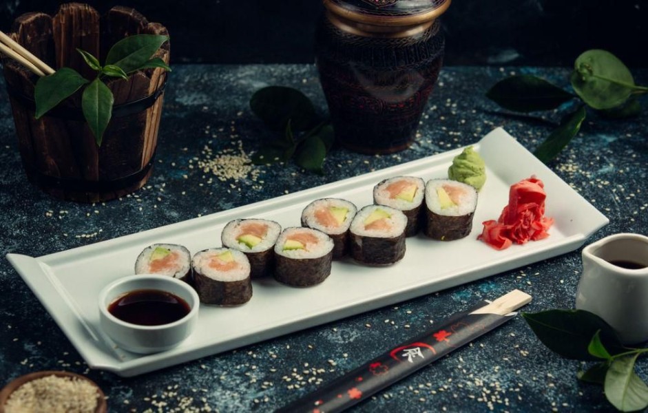 5 Rahasia Membuat Sushi Roll Autentik di Rumah, Rasa Tetap Seenak Restoran Jepang