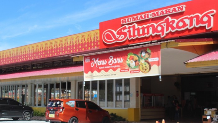 10 Rekomendasi Kuliner Favorit Dekat Stasiun Padang untuk Wisatawan