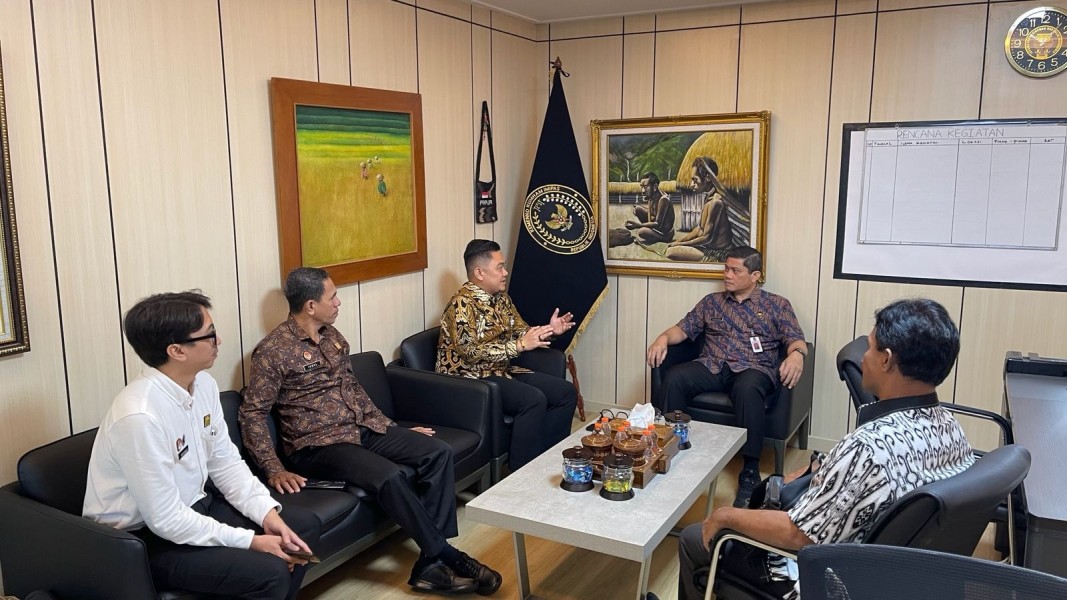 Urgensi Perlindungan Hak Cipta Karya Ilmiah Bagi Wisudawan Indonesia