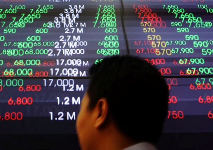 IHSG Terpuruk, Sektor Finansial Mendapat Tekanan Berat