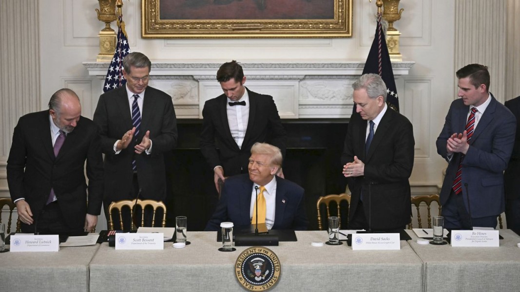 Trump Memproklamirkan Ambisi Amerika Menjadi 