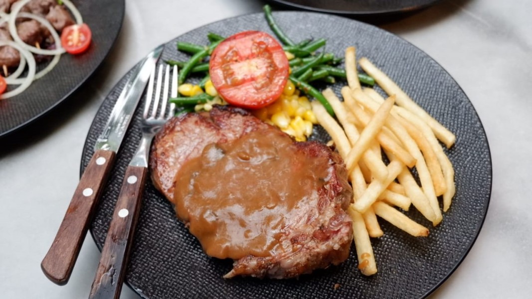 Pilihan Steak Lezat di Bandar Lampung yang Wajib Dicoba Semua Pecinta Kuliner