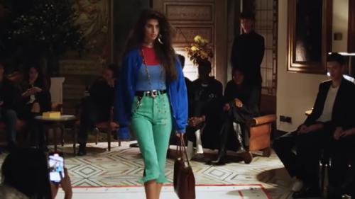 Versace Lepas Dario Vitale, Prada Akuisisi Jadi Faktor Utama