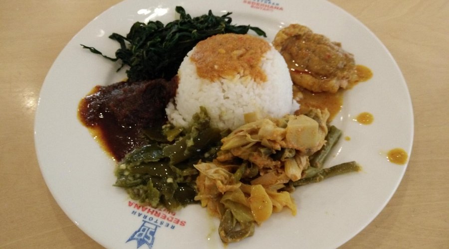 Rekomendasi Rumah Makan Padang Semarang Pilih Sesuai Budget