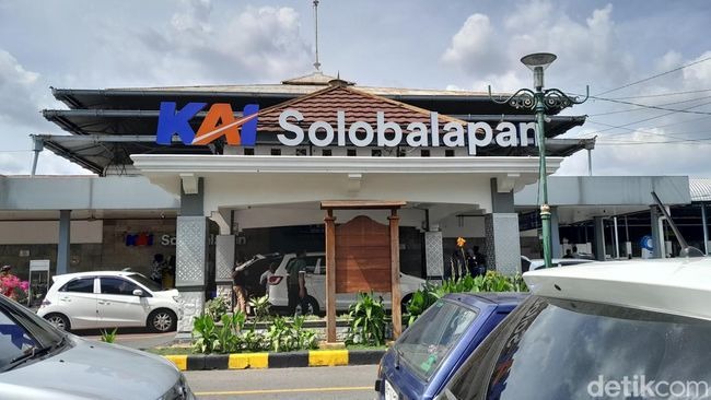 Turun Kereta Langsung Makan Ini 7 Kuliner Dekat Solo Balapan Paling Legendaris