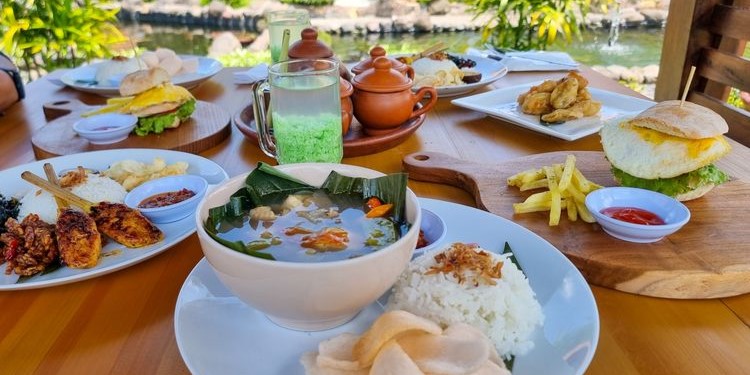 10 Kuliner Lesehan Jogja Murah Meriah Cocok Untuk Mahasiswa dan Wisatawan