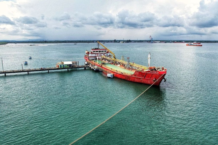 Pasokan BBM Bengkulu Terjamin Berkat Kapal Tanker Pulau Baai