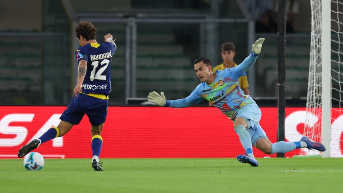 Emil Audero Tampil Gemilang Menjaga Gawang Cremonese Solid