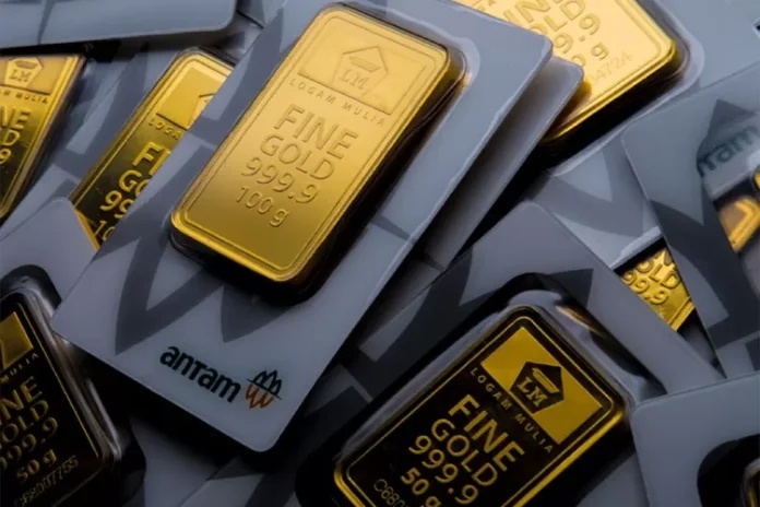 Harga Emas Antam Turun, Ini Daftar dan Aturan Pajaknya