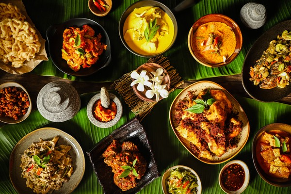 10 Pilihan Kuliner Malam Terbaik di Jogja yang Wajib Anda Cicipi Saat Berlibur