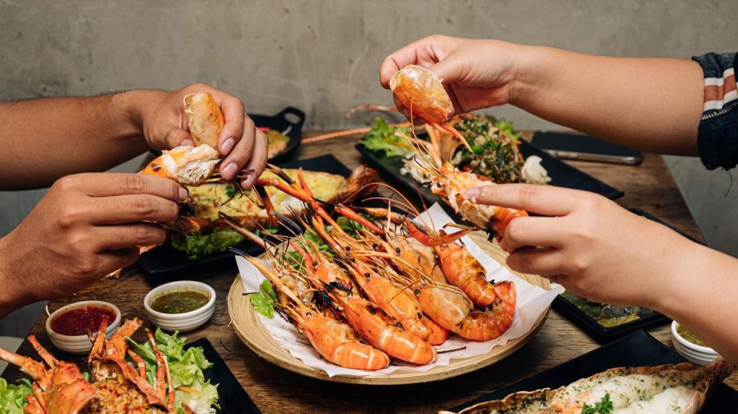 12 Rekomendasi Restoran Seafood Terbaik di Cirebon Wajib Dicoba