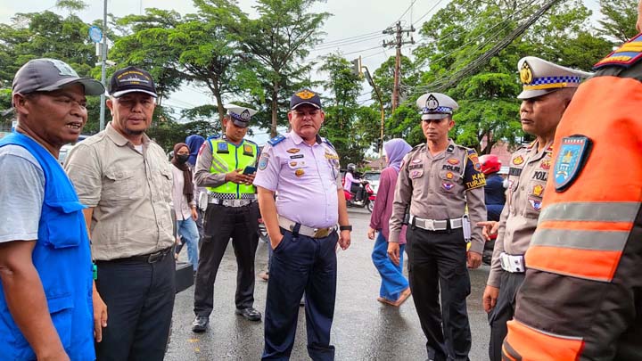 Wali Kota Padang Pastikan Kelancaran Transportasi, Temui Kadishub Sumbar