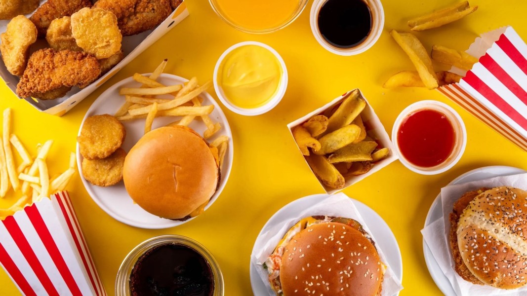 Gaya Hidup Modern dan Fast Food yang Diam-diam Meningkatkan Risiko Diabetes