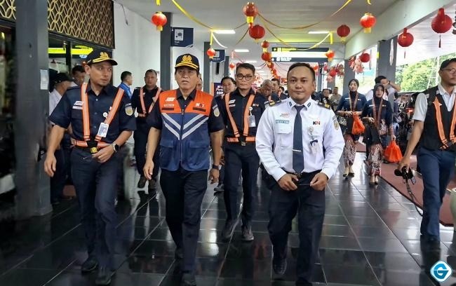Direksi PT KAI Lakukan Inspeksi Lintas Di Wilayah Daop Tujuh Madiun Guna Pastikan Kesiapan Angkutan Lebaran