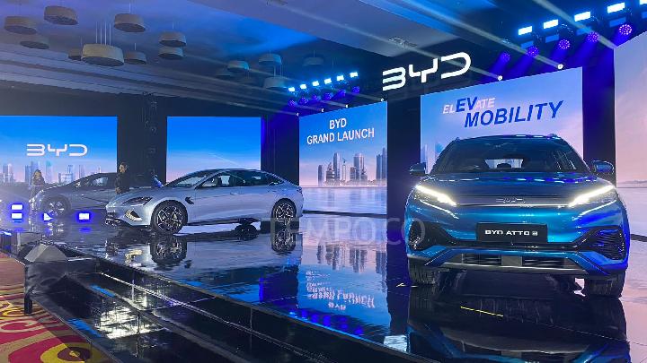 BYD Geser Tesla sebagai Mobil Listrik Terlaris di Dunia, Ini Alasan Kenapa Harganya Bisa Jauh Lebih Murah Tapi Tetap Legal