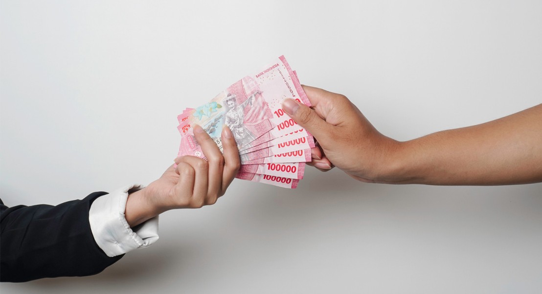 5 Tips Memilih Pinjaman Dana Terpercaya Terdaftar di OJK 2026