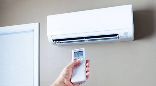 13 Rekomendasi AC 1/2 PK Hemat Listrik untuk Ruangan Kecil