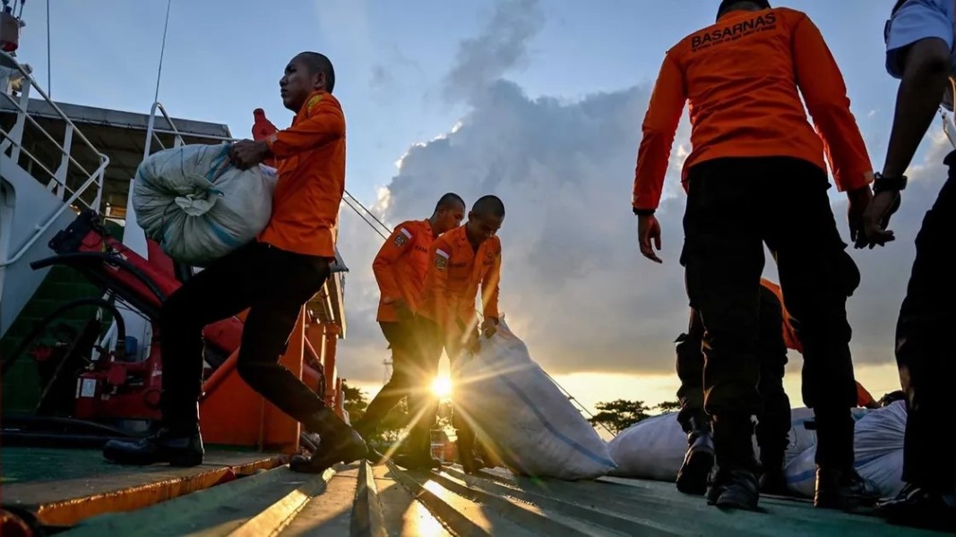 Kemenhub Tegaskan KN Antares Maksimalkan Penyaluran Bantuan dan Evakuasi di Aceh