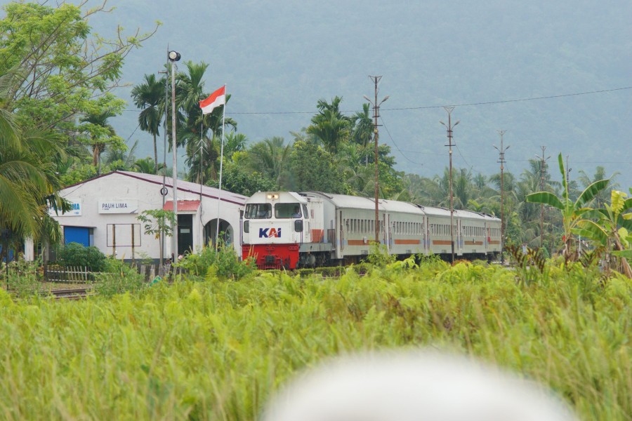 Kereta Api Pariaman Ekspres Layani Ribuan Penumpang Saat Libur Tahun Baru Islam