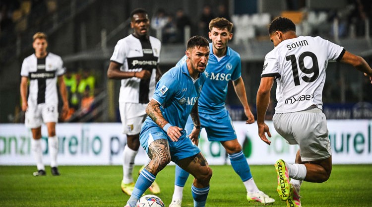Napoli dan Inter Milan Berebut Posisi Puncak Serie A