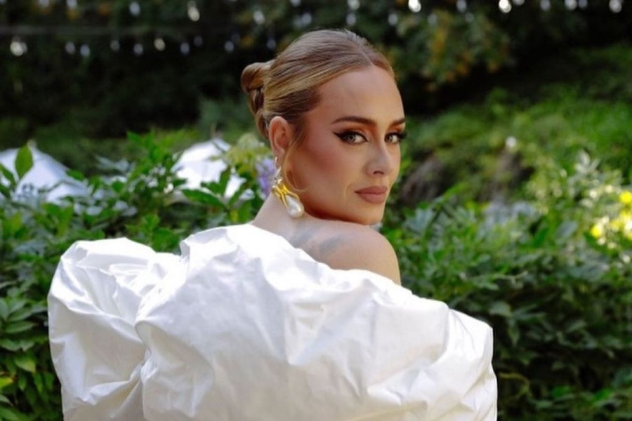 Dari Patah Hati Menuju Keabadian Musik: Kisah Adele di Balik Album 19