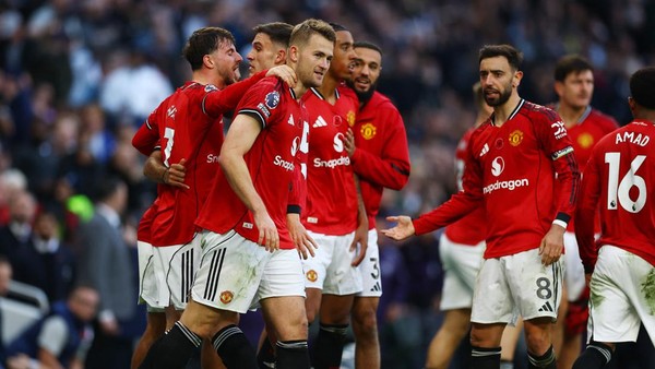 Manchester United Siapkan Langkah Besar Lepas Empat Pemain di Detik Terakhir