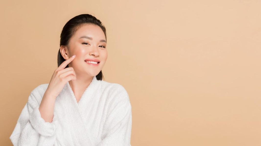 Tips Ampuh Menjaga Kelembapan Kulit Wajah Agar Tetap Segar Selama Ramadan 2026