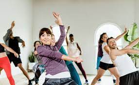 Apa Itu Senam Zumba adalah Manfaat, Teknik, dan Tips bagi Pemula