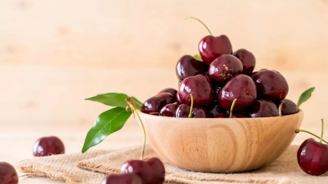 6 Buah Efektif yang Dapat Membantu Menurunkan Kadar Asam Urat Tubuh