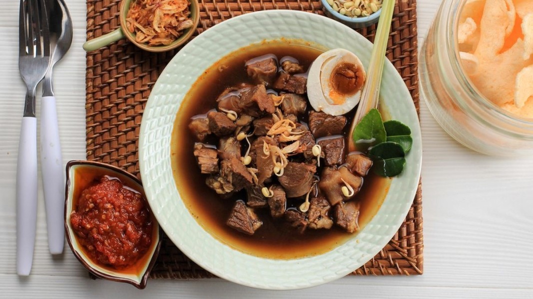 Menjelajahi 7 Kuliner Legendaris Malang yang Tetap Eksis Hingga 2025