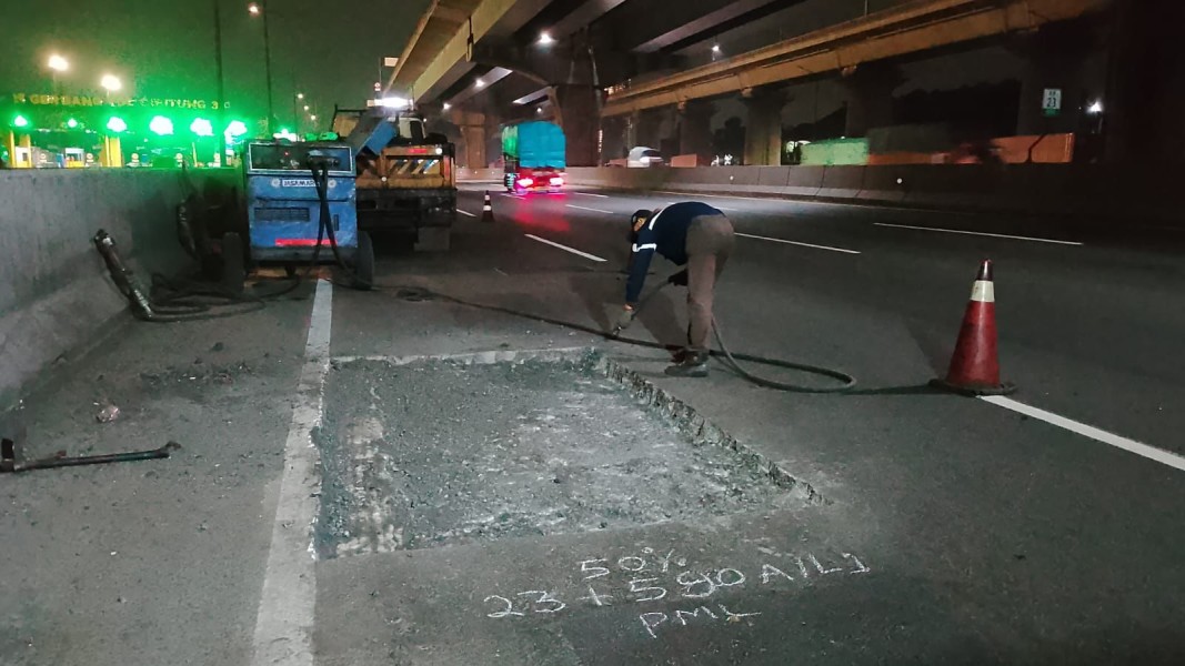 Jasamarga Percepat Penanganan Jalan Berlubang di Tol Japek Demi Keselamatan