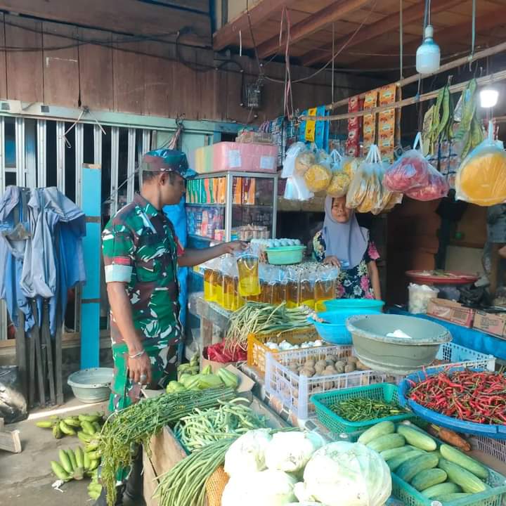 Sembako Aman Berkat Pemantauan Babinsa
