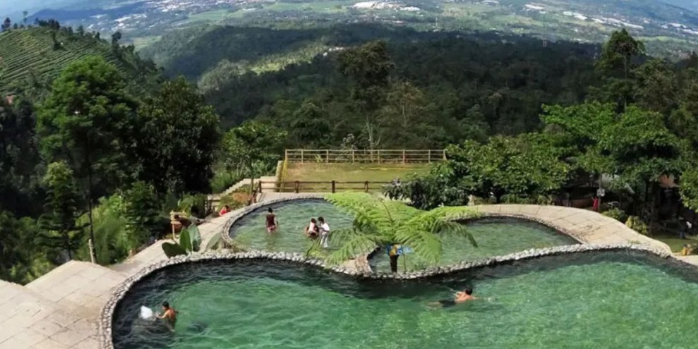 10 Rekomendasi Tempat Outbound Semarang yang Super Luas dan Seru!