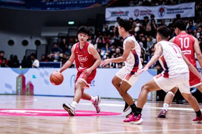 Persaingan Ketat Warnai Pekan Terakhir Musim Basket Universitas