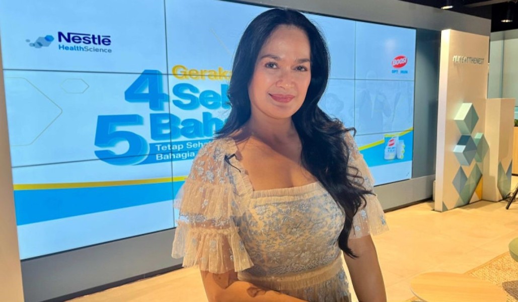 Makin Tua, Makin Mempesona! 10 Artis yang Awet Muda