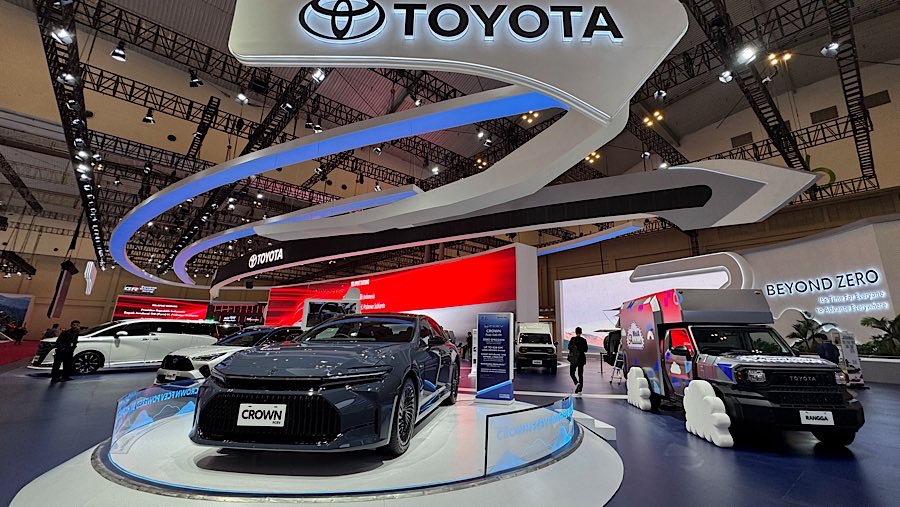 10 Mobil Terlaris Sepanjang 2025, Dominasi Toyota dan Kejutan Merek China Pasar